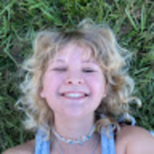 Meet your Posher, Genevieve